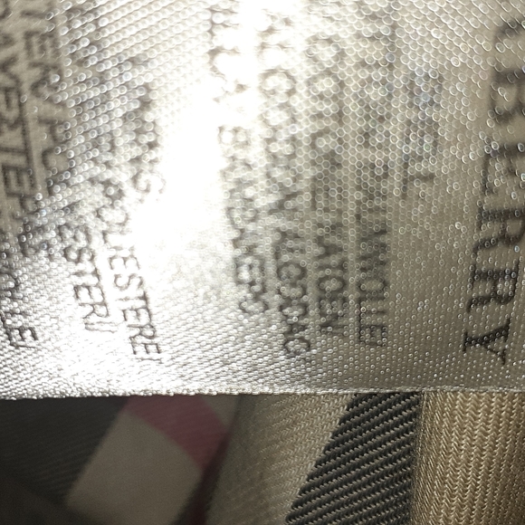 Burberry Harworth Zip jacket . It's a classic!! - Picture 8 of 8